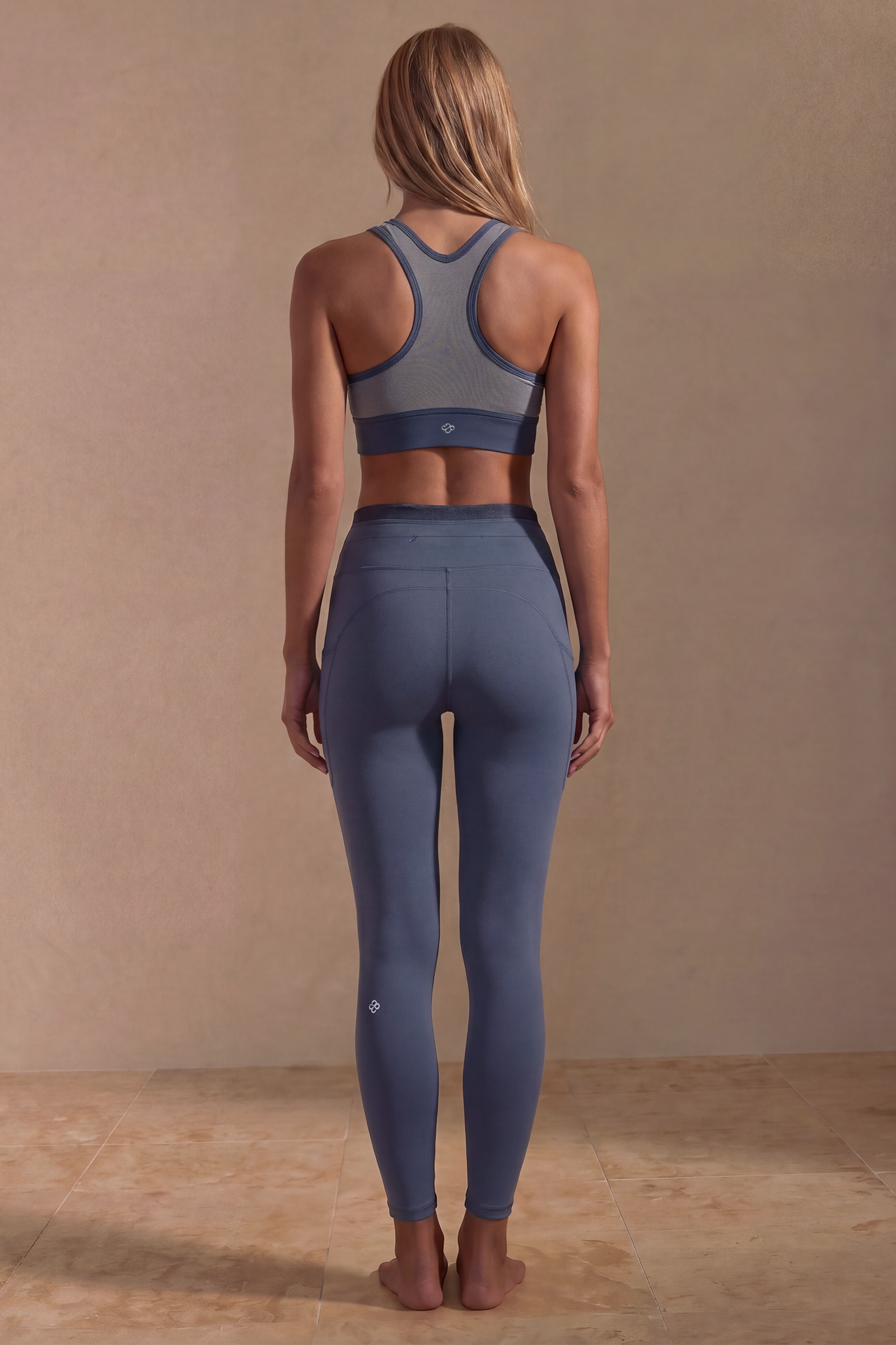 SunseekerIceland Blue Meshed Ruched Front Leggings